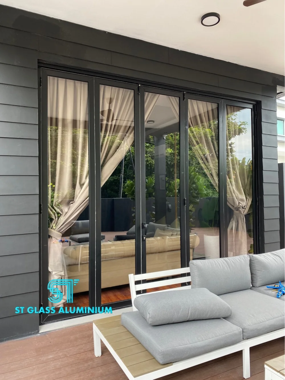 Folding Door