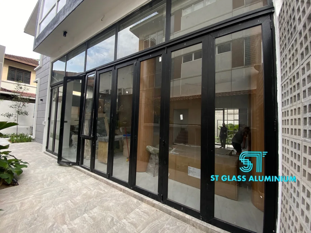 Folding Door