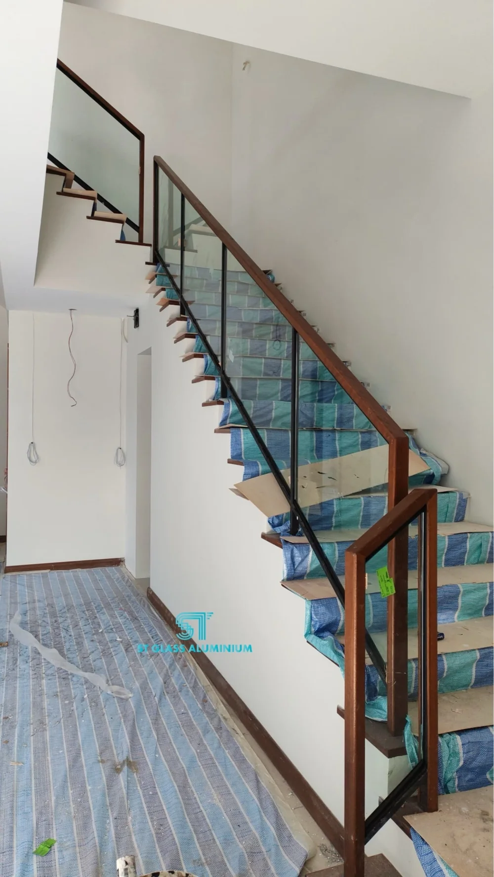 Glass Staircase Modify
