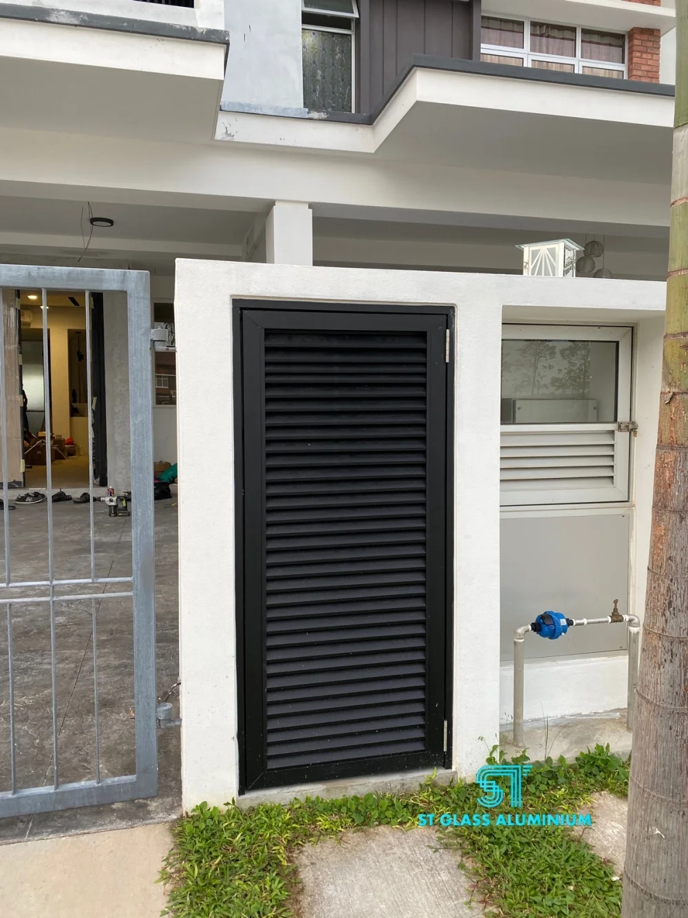 Louvred Door
