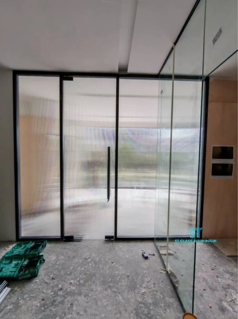 Office Glass Partition- Rib Glass