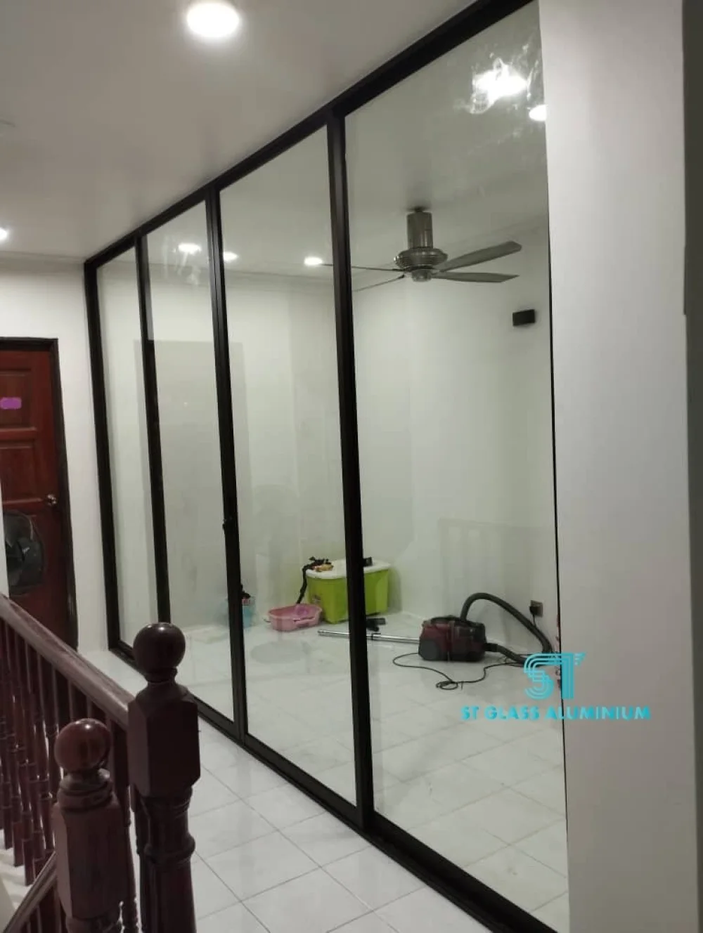 Economy Sliding Door