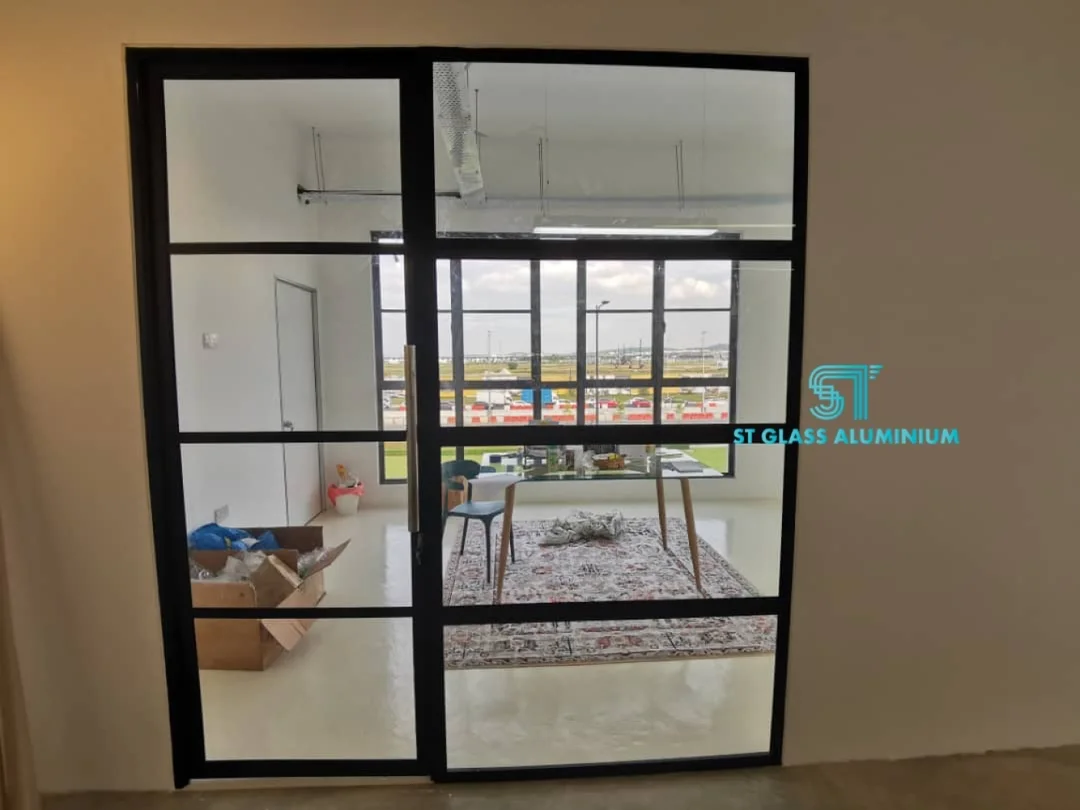 Fixed Glass Swing Door