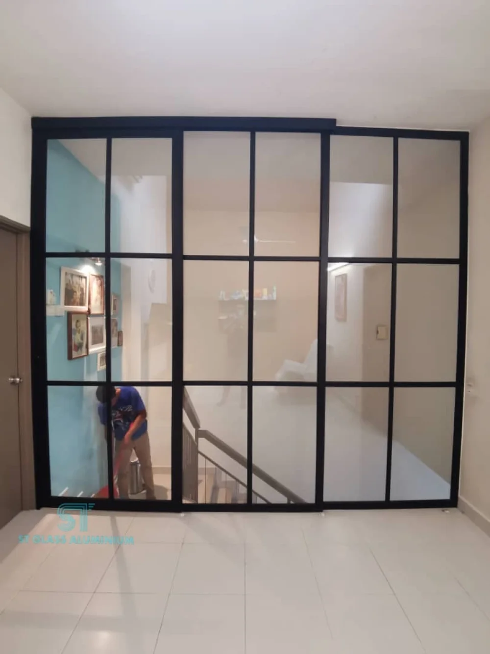 Hanging Sliding Door
