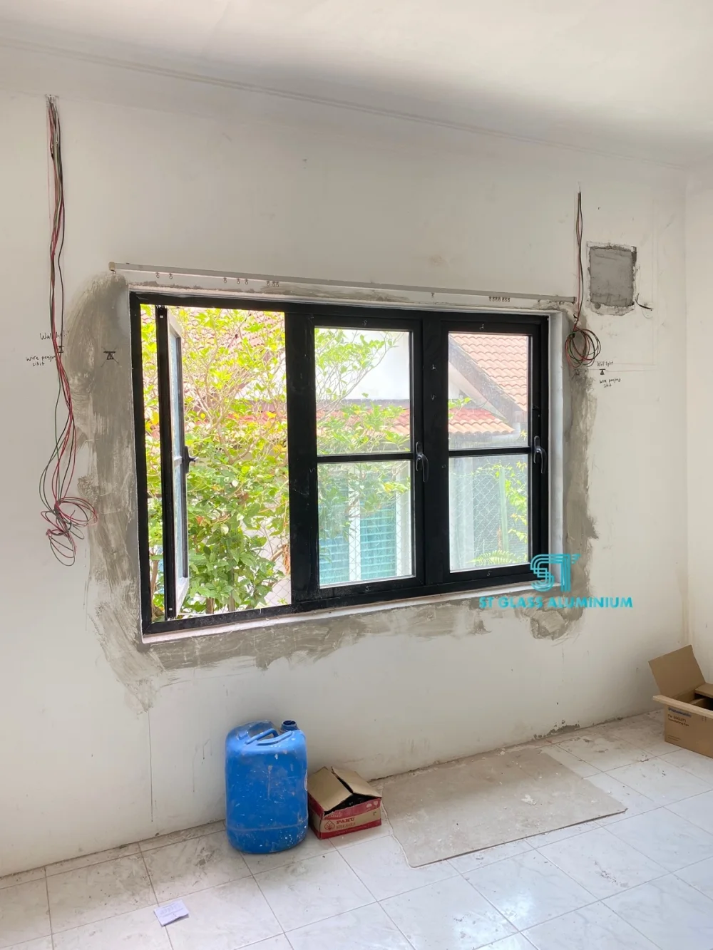 Lattice Design Multipoint Window — Window Series by ST Glass Aluminium — photo 1