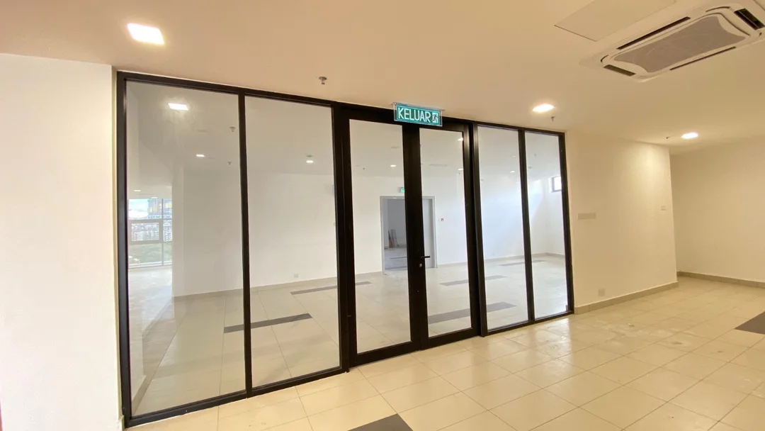 Aluminium and glass installation, Ampang municipal project — photo 13