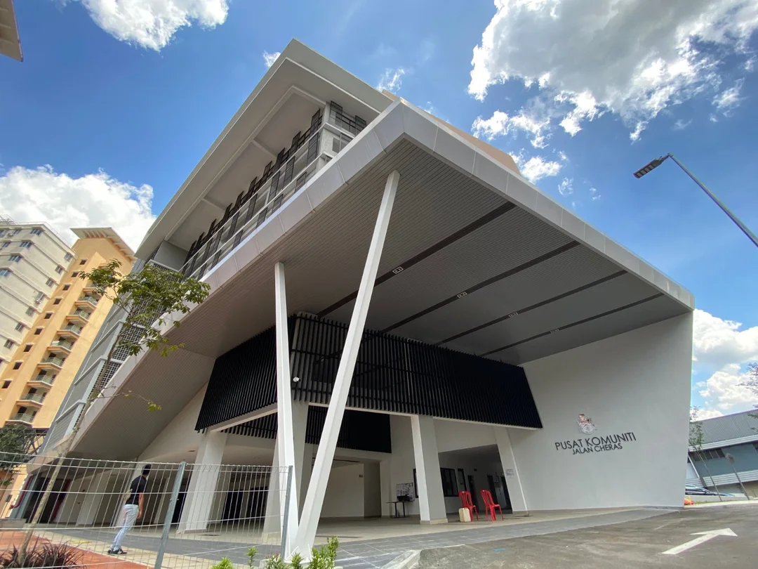 Aluminium and glass installation, Ampang municipal project — lead photo