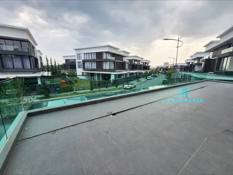 Light Green Balcony Glass — Balcony Glass Railing by ST Glass Aluminium thumbnail 2
