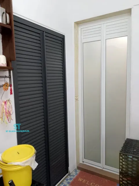 Bifold Door — Bifold Door by ST Glass Aluminium thumbnail 1