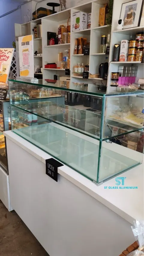 Glass Showcases
