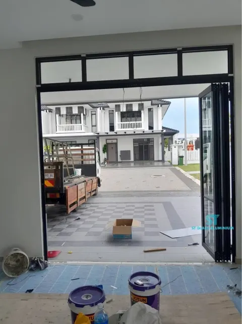Folding Door — Folding Door by ST Glass Aluminium thumbnail 2