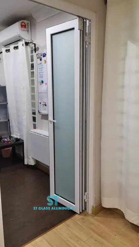 Folding Door — Folding Door by ST Glass Aluminium thumbnail 2