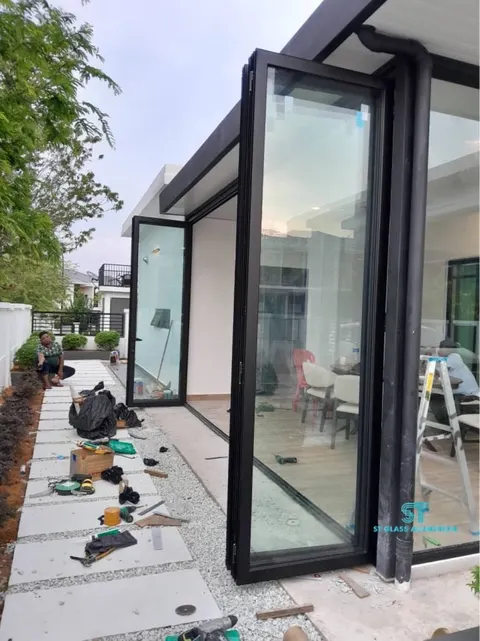 Folding Door — Folding Door by ST Glass Aluminium thumbnail 3