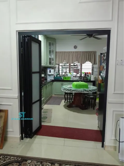 Folding Door — Folding Door by ST Glass Aluminium thumbnail 2