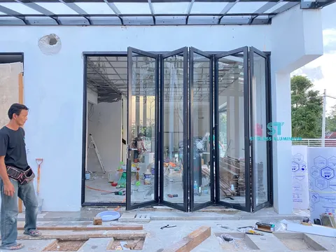 Folding Door — Folding Door by ST Glass Aluminium thumbnail 3