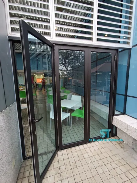 Folding Door — Folding Door by ST Glass Aluminium thumbnail 2