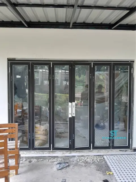 Folding Door — Folding Door by ST Glass Aluminium thumbnail 2