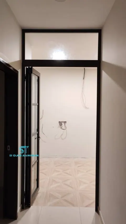 Folding Door With Fixed Glass — Folding Door by ST Glass Aluminium thumbnail 3