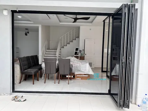 Folding Glass Door — Folding Door by ST Glass Aluminium thumbnail 5