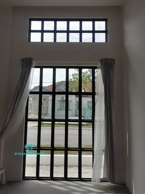 Lattice Folding Door — Folding Door by ST Glass Aluminium thumbnail 3