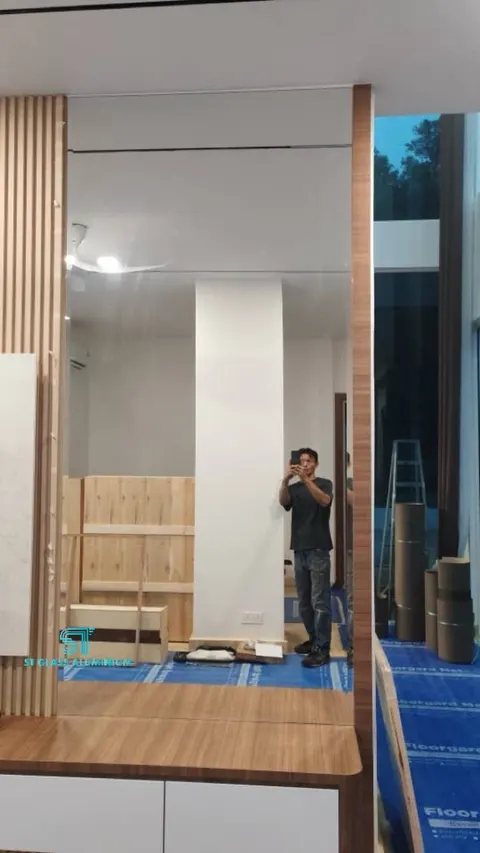 Mirror