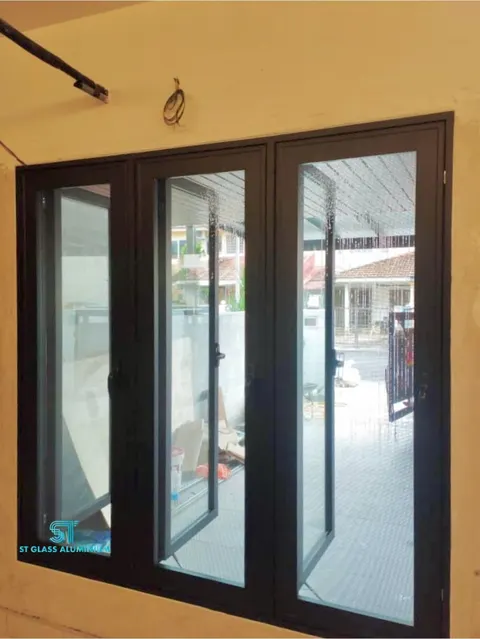 Multipoint Window With Security Mesh — Security Mesh by ST Glass Aluminium thumbnail 4