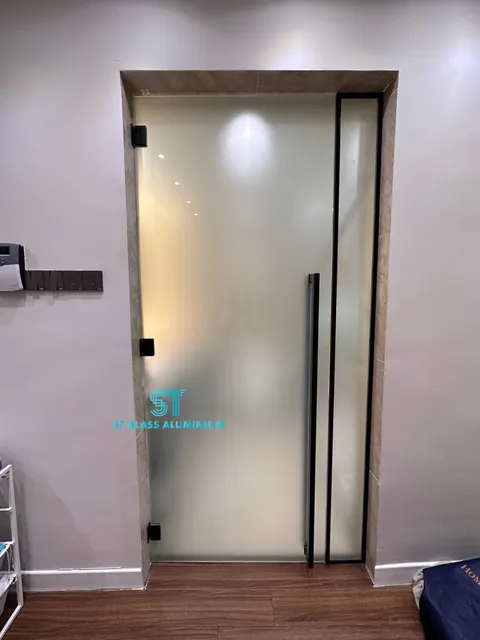 Big Handle With Shower Door — Shower Screen by ST Glass Aluminium thumbnail 2
