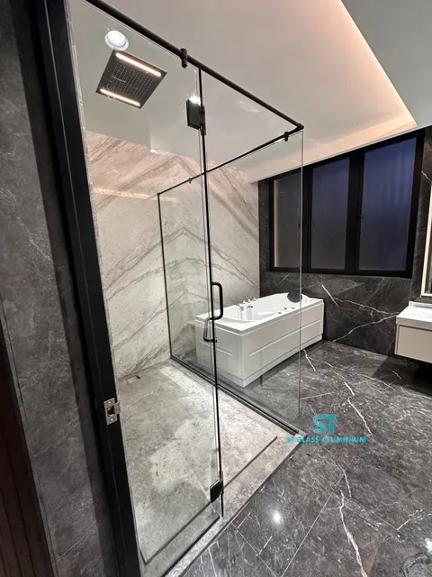Shower Screen — Shower Screen by ST Glass Aluminium thumbnail 3