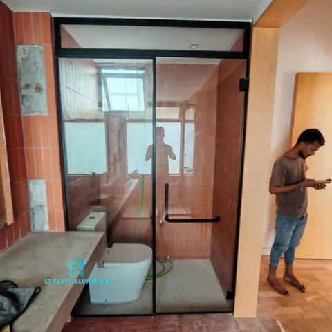 Shower Screen Door — Shower Screen by ST Glass Aluminium thumbnail 3