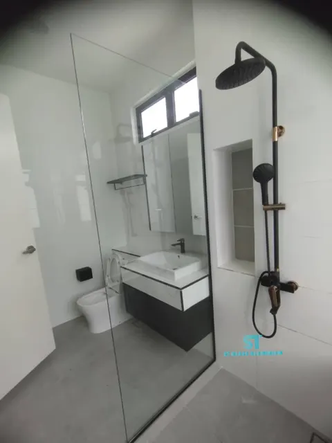 Shower Screen Fixed Glass