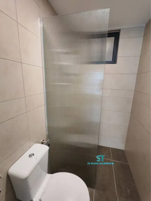 Shower Screen Rib Fixed Glass — Shower Screen by ST Glass Aluminium thumbnail 3