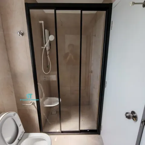 Shower Screen Sliding