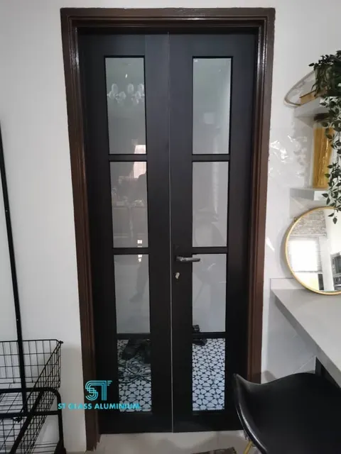 Double Swing Door — Swing Door by ST Glass Aluminium thumbnail 2