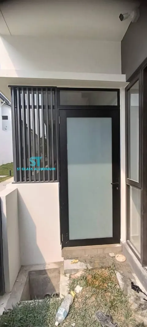 Swing Door — Swing Door by ST Glass Aluminium thumbnail 1