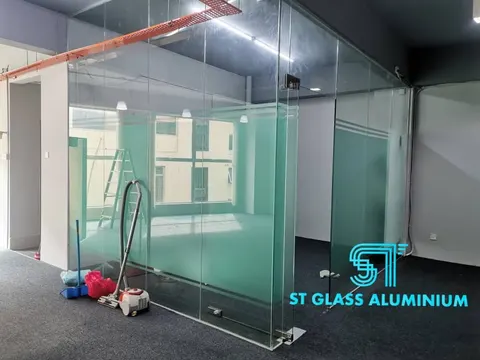 Tempered Glass Door