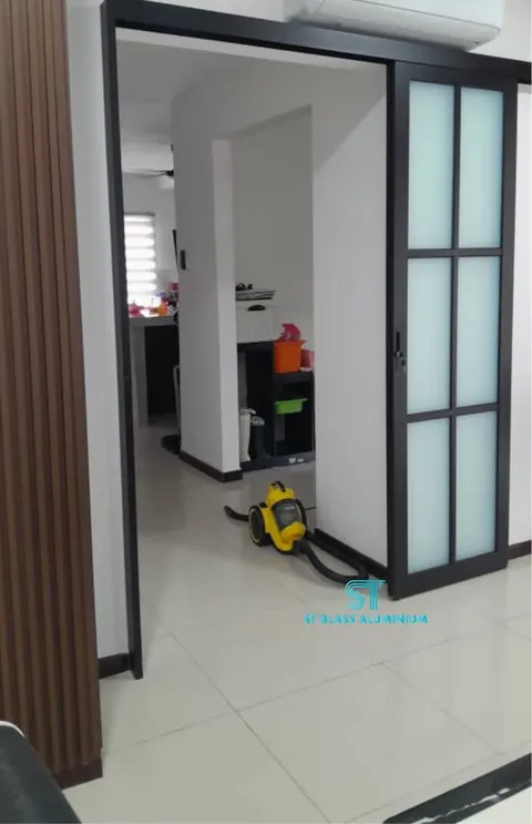 Hanging Sliding Door — Trackless Sliding Door by ST Glass Aluminium thumbnail 2