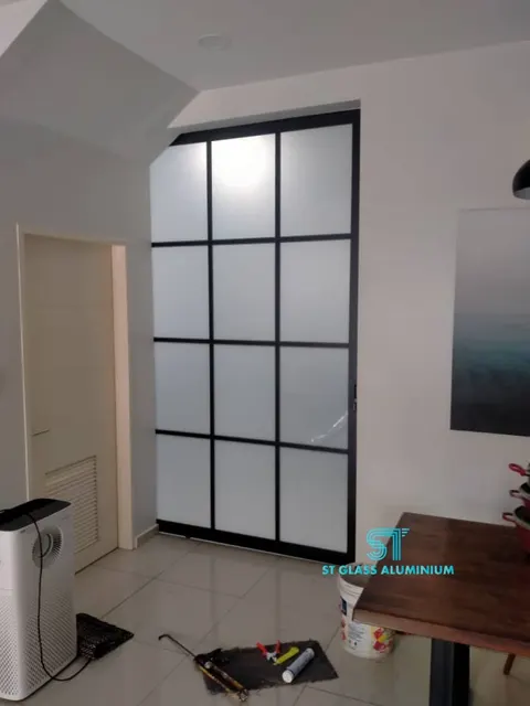 Hanging Sliding Door — Trackless Sliding Door by ST Glass Aluminium thumbnail 2