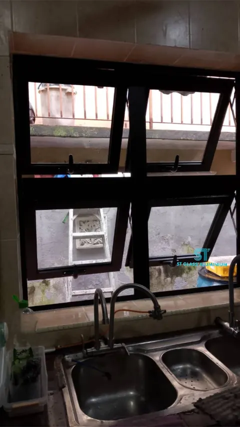Multipoint Top Hung Window — Window Series by ST Glass Aluminium thumbnail 4